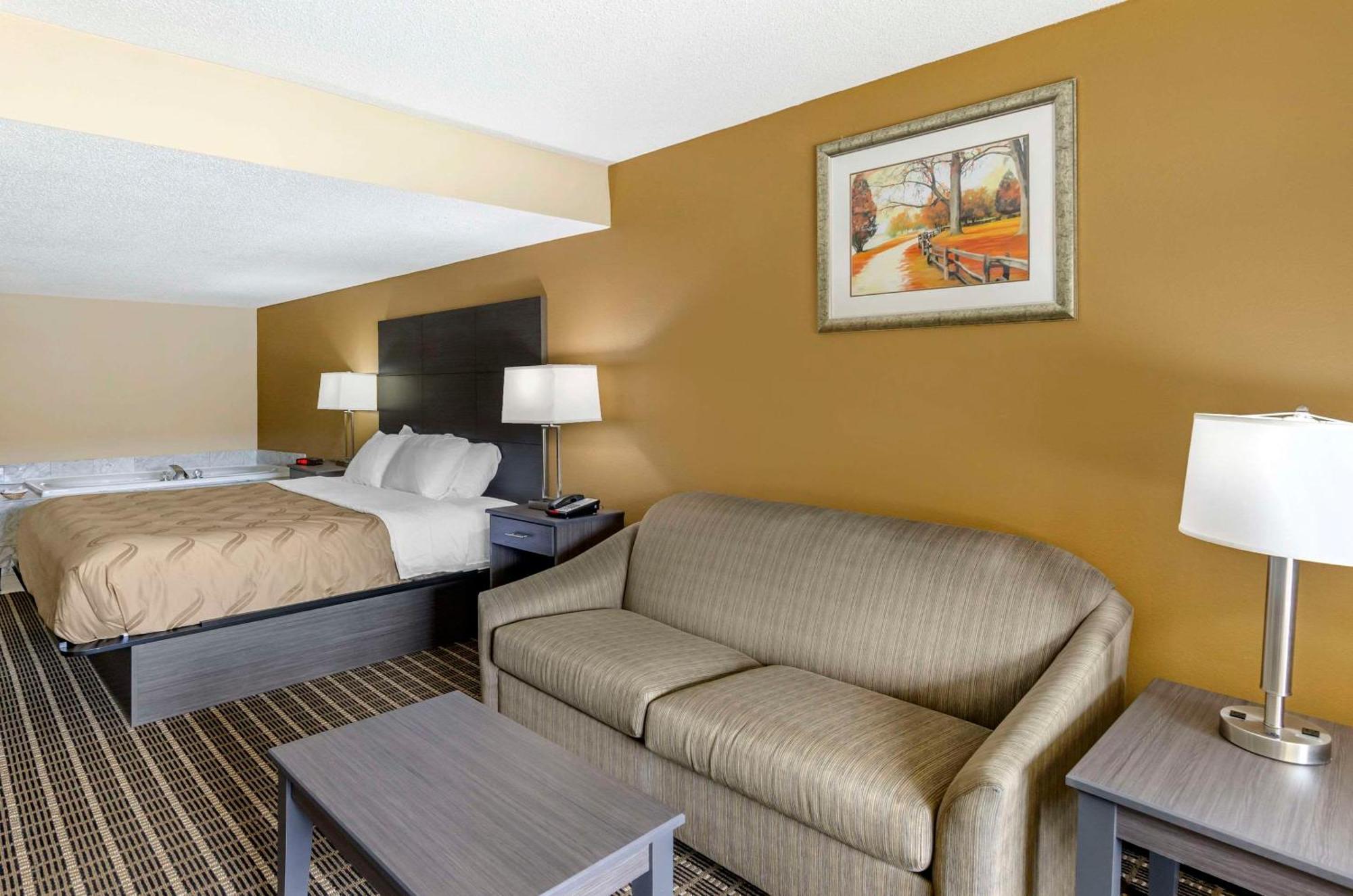 Quality Inn Hillsville Exterior photo