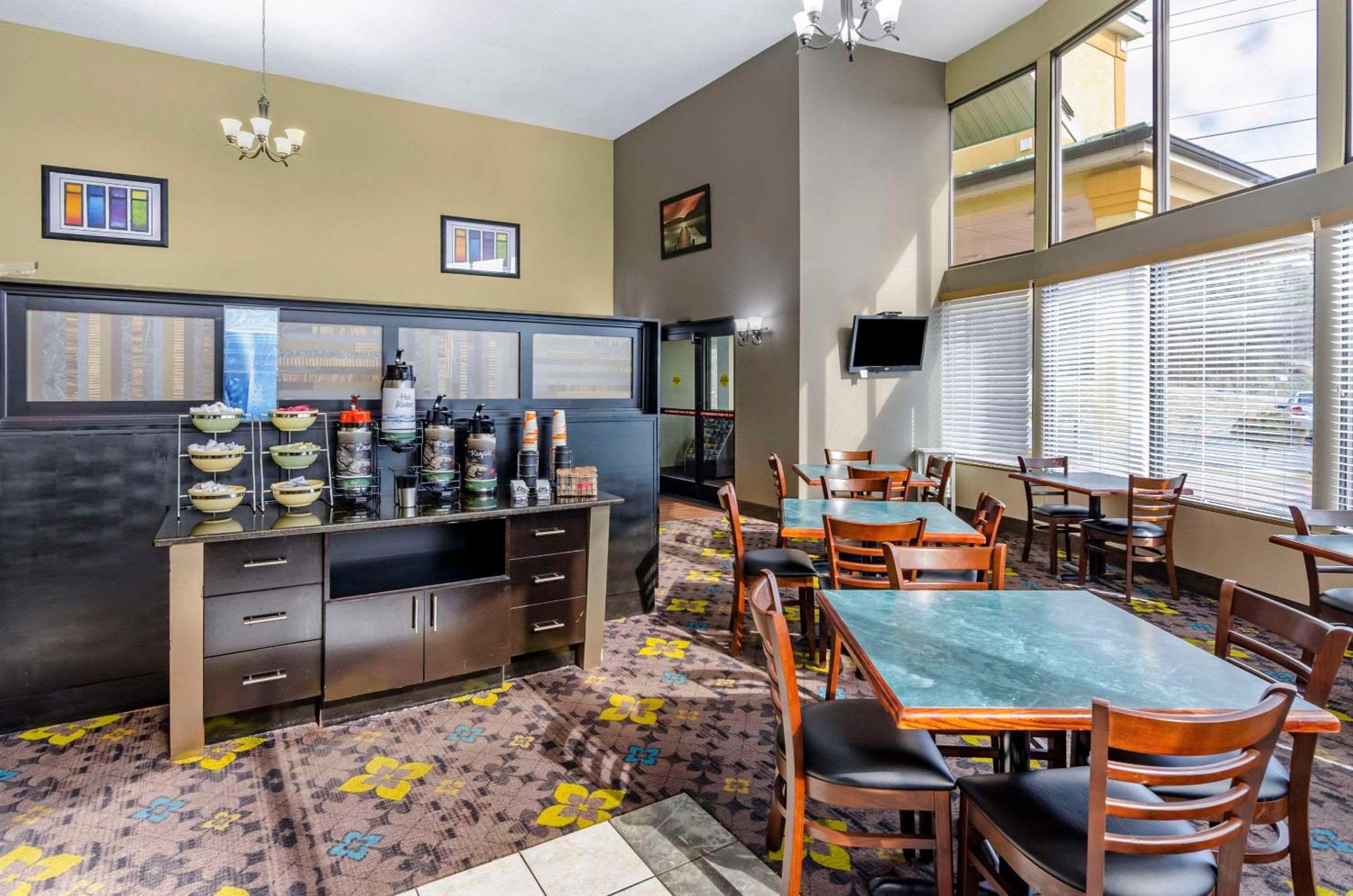 Quality Inn Hillsville Exterior photo